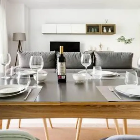 Avenida Puerta Del Mar Apartmán Marbella